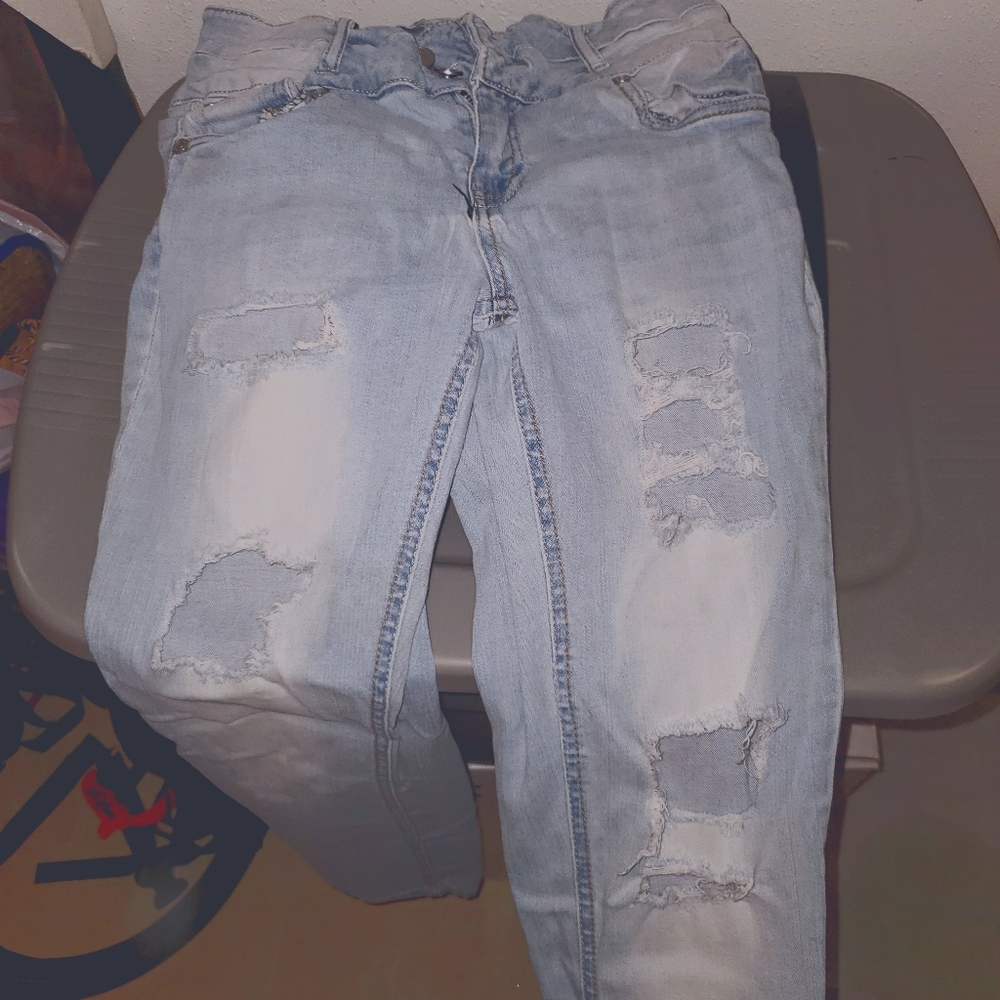 Refuge Ripped jeans